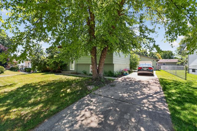 2068 48th Street NW, Rochester, MN 55901