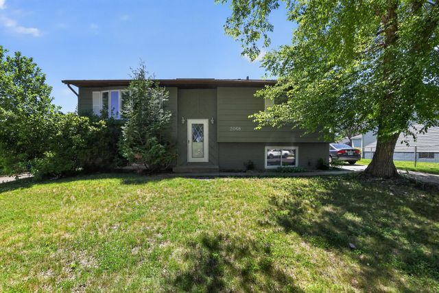 2068 48th Street NW, Rochester, MN 55901