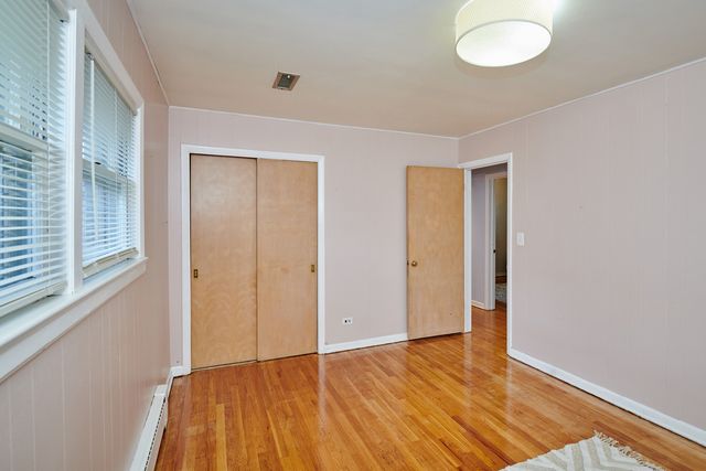 5500 Harvard Terrace, Skokie, IL 60077