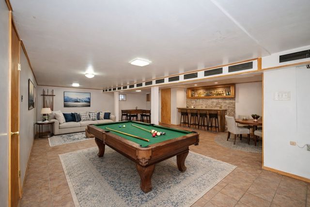5500 Harvard Terrace, Skokie, IL 60077
