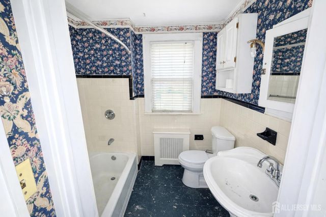 2071 State Route 35, South Amboy, NJ 08879