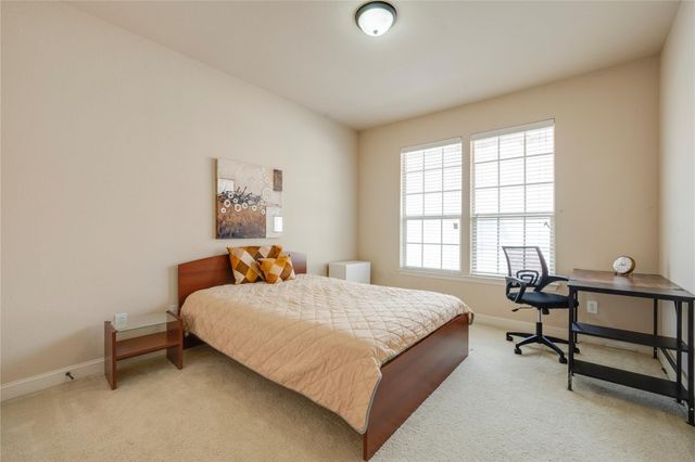 6742 Estrella 2626, Irving, TX 75039