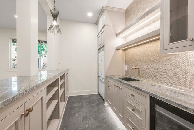 3271 Casco Circle, Orono, MN 55391