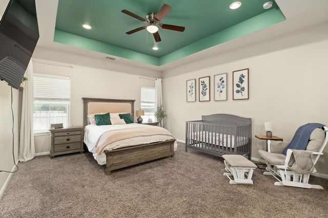 111 Fosters Branch DR, Schulenburg, TX 78956