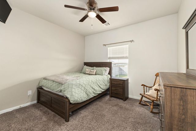 111 Fosters Branch DR, Schulenburg, TX 78956