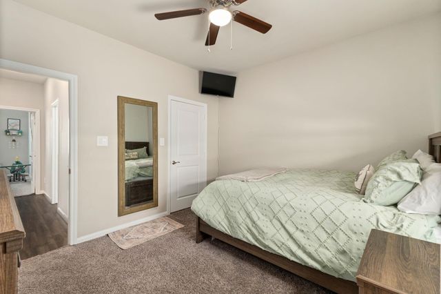 111 Fosters Branch DR, Schulenburg, TX 78956