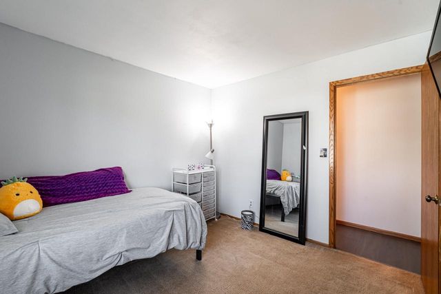 1507 Cherrywood DRIVE, Waukesha, WI 53188