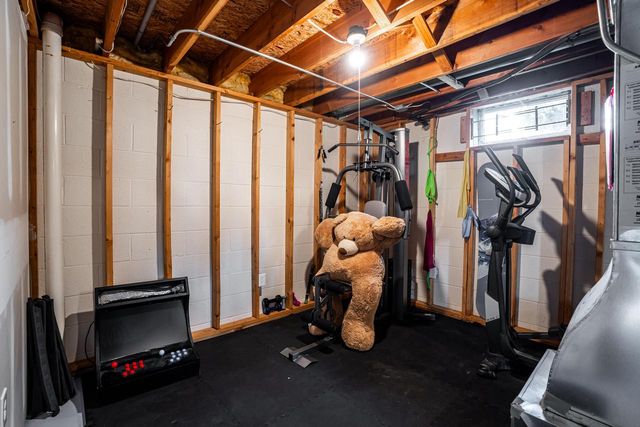 1507 Cherrywood DRIVE, Waukesha, WI 53188