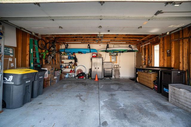 1507 Cherrywood DRIVE, Waukesha, WI 53188