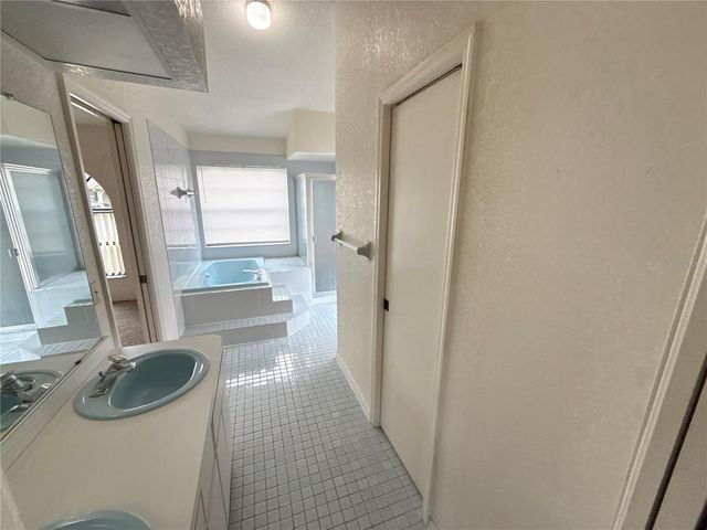 21264 HAWTHORNE AVENUE, Port Charlotte, FL 33954