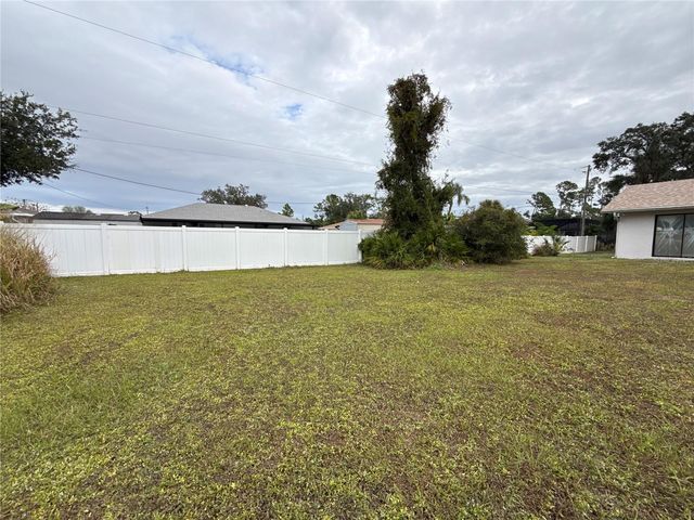 21264 HAWTHORNE AVENUE, Port Charlotte, FL 33954