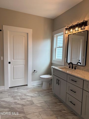 2226 Gunn Road, Holland, OH 43528