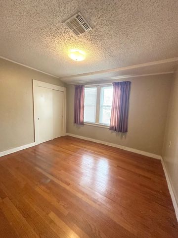 1300 Honduras Street, Houma, LA 70360