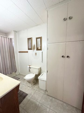 1300 Honduras Street, Houma, LA 70360