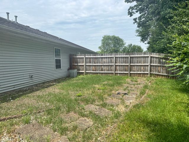 6643 S New Jersey Street, Indianapolis, IN 46227