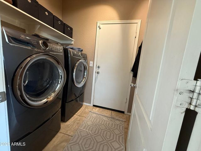 2404 S 238TH Lane, Buckeye, AZ 85326