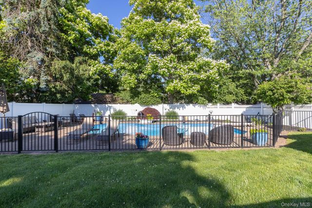60 Thadford Street, East Northport, NY 11731