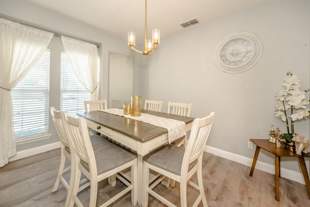 2373 Donner Pass Ave, Sacramento, CA 95835