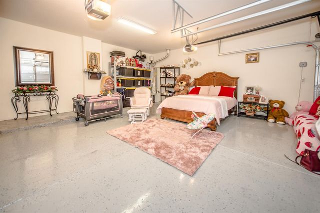 2373 Donner Pass Ave, Sacramento, CA 95835