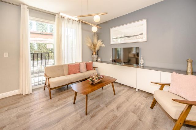 2373 Donner Pass Ave, Sacramento, CA 95835