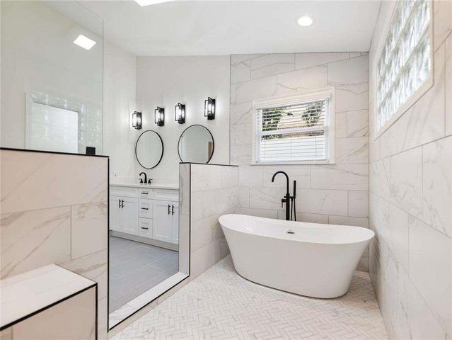 5195 FOREST RUN Trace, Alpharetta, GA 30022