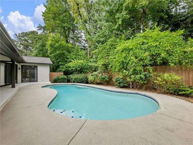 5195 FOREST RUN Trace, Alpharetta, GA 30022