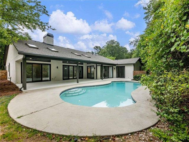 5195 FOREST RUN Trace, Alpharetta, GA 30022