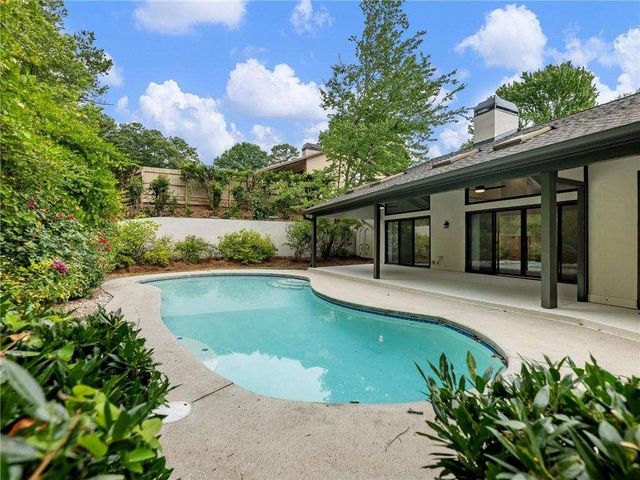 5195 FOREST RUN Trace, Alpharetta, GA 30022