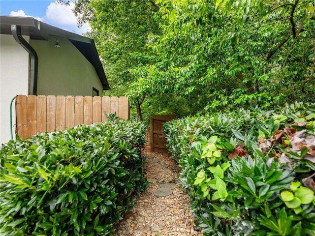 5195 FOREST RUN Trace, Alpharetta, GA 30022