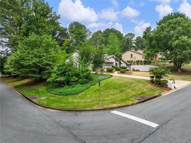 5195 FOREST RUN Trace, Alpharetta, GA 30022
