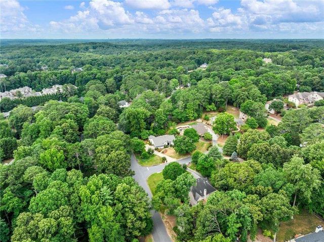5195 FOREST RUN Trace, Alpharetta, GA 30022