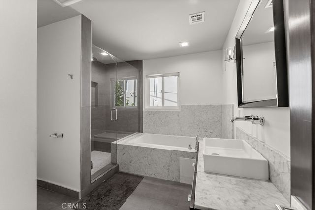 900 Cavanagh Road, Glendale, CA 91207