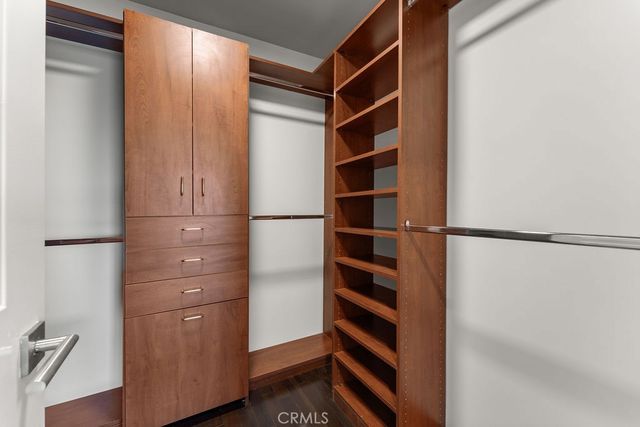 900 Cavanagh Road, Glendale, CA 91207