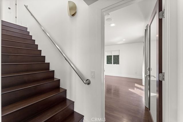 900 Cavanagh Road, Glendale, CA 91207