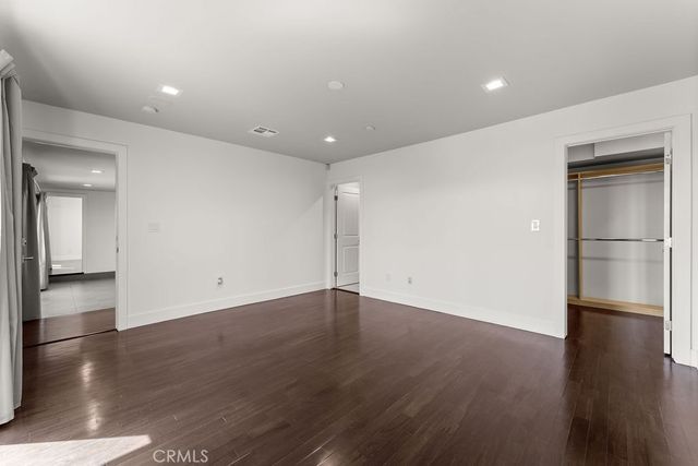 900 Cavanagh Road, Glendale, CA 91207
