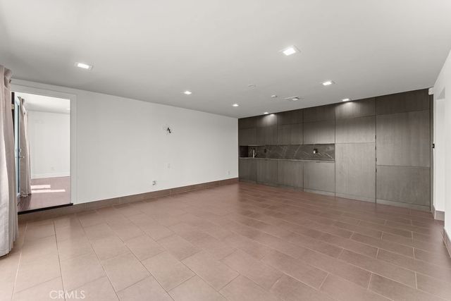 900 Cavanagh Road, Glendale, CA 91207