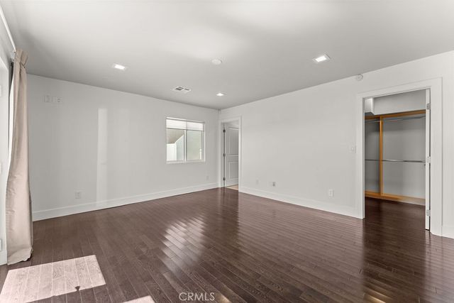 900 Cavanagh Road, Glendale, CA 91207