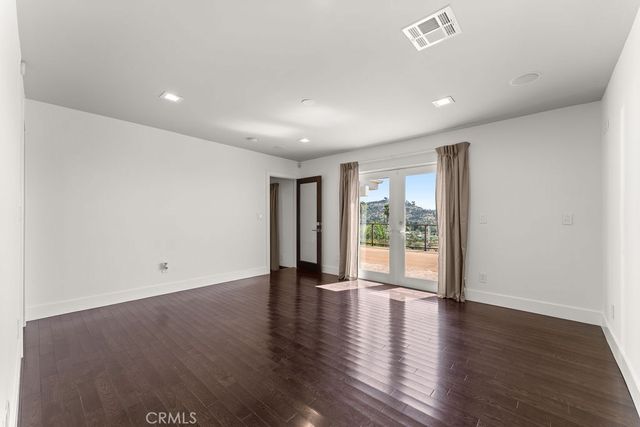 900 Cavanagh Road, Glendale, CA 91207