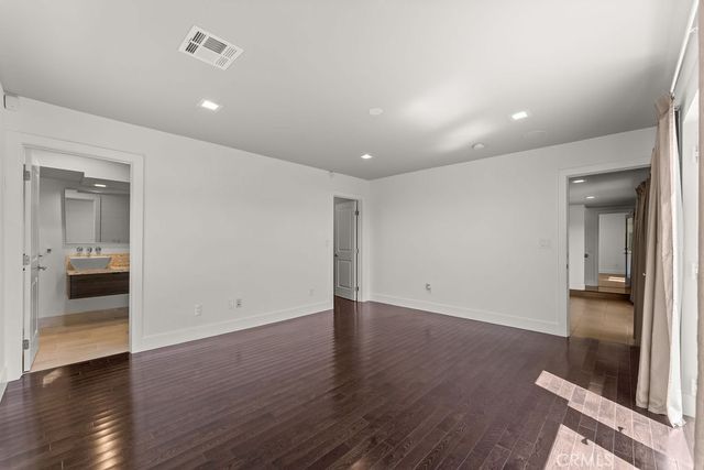 900 Cavanagh Road, Glendale, CA 91207