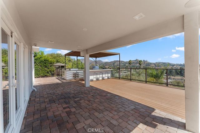 900 Cavanagh Road, Glendale, CA 91207