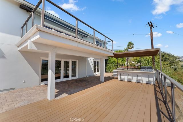 900 Cavanagh Road, Glendale, CA 91207