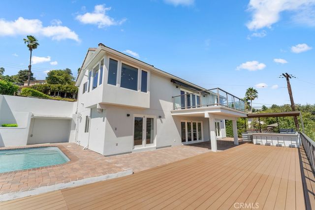 900 Cavanagh Road, Glendale, CA 91207