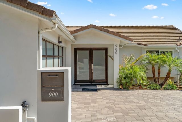 900 Cavanagh Road, Glendale, CA 91207