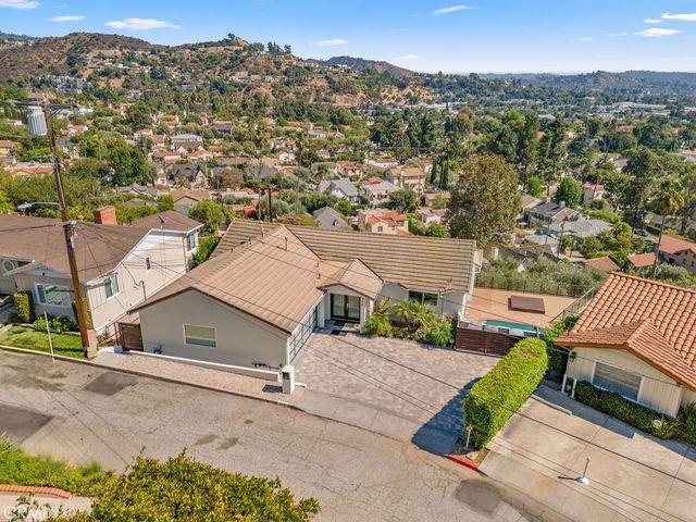 900 Cavanagh Road, Glendale, CA 91207