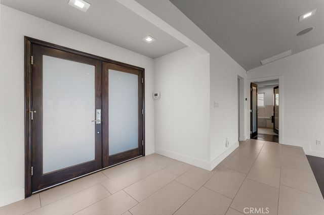 900 Cavanagh Road, Glendale, CA 91207