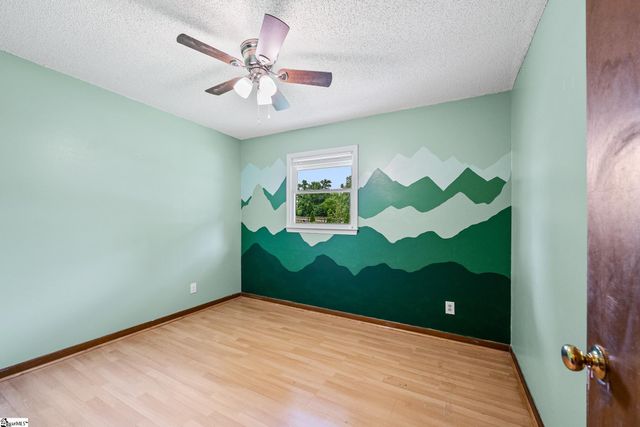1033 Southfield Street, Inman, SC 29349