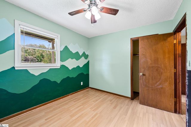 1033 Southfield Street, Inman, SC 29349