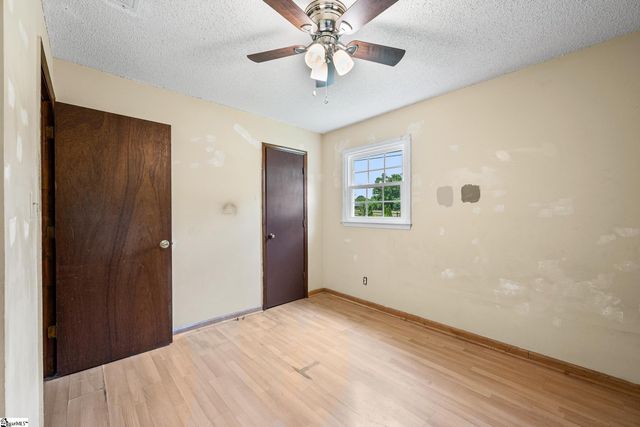 1033 Southfield Street, Inman, SC 29349