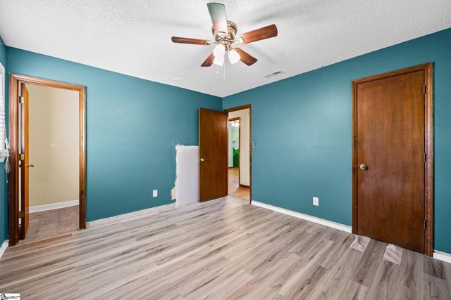 1033 Southfield Street, Inman, SC 29349