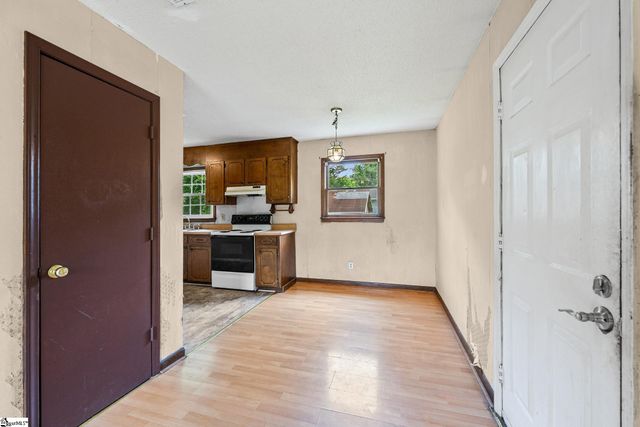 1033 Southfield Street, Inman, SC 29349